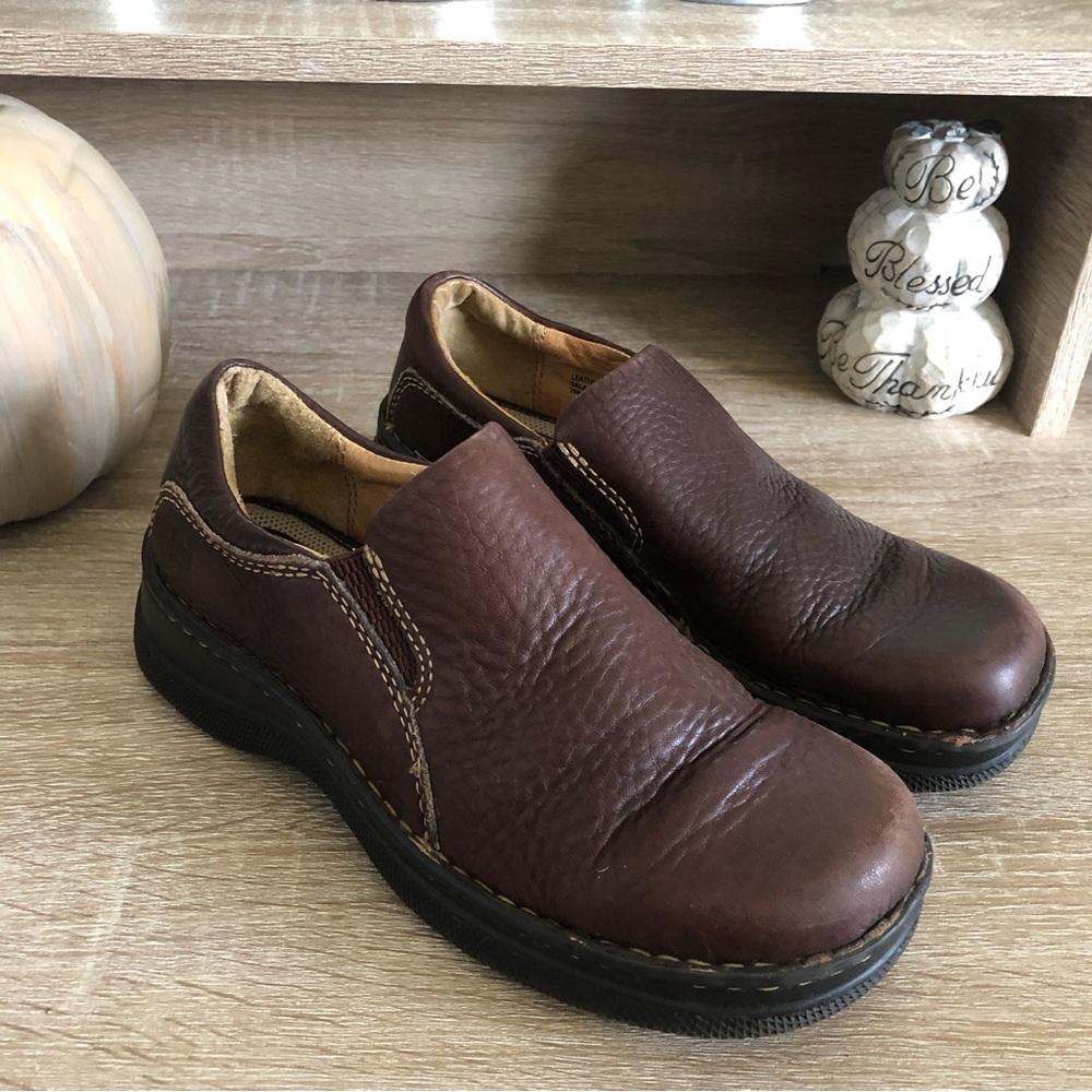 Born Handcrafted Footwear Brown Textured Leather Slip on Loafers Size 6